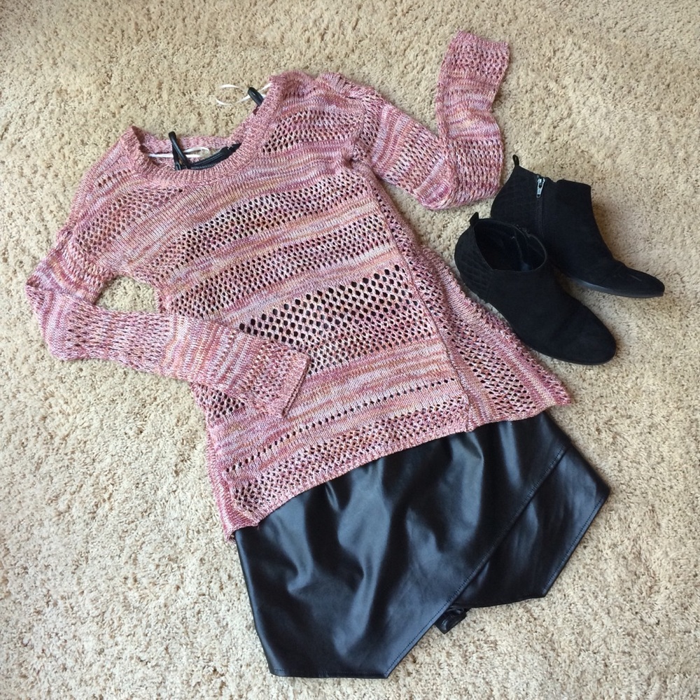 Pink Rose Dixie Garnet Combo Sweater Size Small